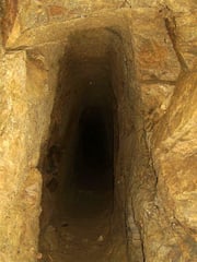 Von Hand geschlägelte Strecke.