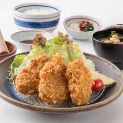 ヒレカツ定食　1364円（税込1500円）