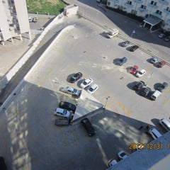 Grand parking gratuit