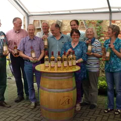 Sie haben die 6 Richtigen auf den Weg gebracht; von li.: Klaus Spieler, Christoph Müller, Robert Scheibel, Jürgen Hutfiels, Ulli Schwabe, Ruth Müller, Philipp Schwabe, Gertrud Walenda, Heike Schwabe