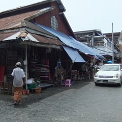 安心の日本車のレンタカー（写真はご提供レンタカーとは異なります。）