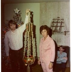 Dabei hat sie ihm noch gesagt, sie wolle die orangen Aufhängerli. Am Pischi hatte sie Freude