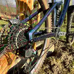 Die kürzeren Kettenstreben von 448 mm bieten beim FAB.4 zusätzliche Wendigkeit. © Velototal