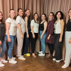 Vorstand mit alten und neuen Vorstandsmitgliedern