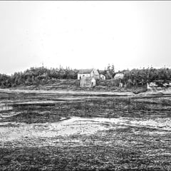 Camp de la rivière Bec-Scie, sur la pointe ouest de son embouchure (1908)
