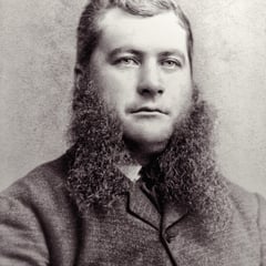 Alfred Malouin en 1890, gardien du phare de la pointe ouest. Photographie prise par J.E. Livernois