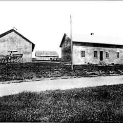 La ferme Rentilly, sur le superbe chemin de la baie Ste-Claire (1908)