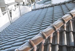 屋根工事　かわらＭＦシルキー　ガルバリウム銅板　リフォーム前　スリーエイトホーム　佐倉市　志津