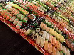 中央区　年末年始　営業する宅配寿司