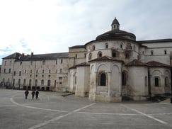 Ingrid Sparbier, guide du Pays Cathare, visites guidées en français, anglais et allemand
