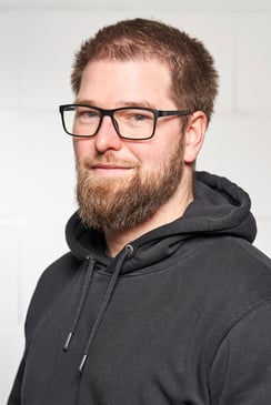 Daniel Esser Kompanja.