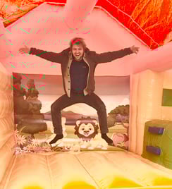 Malte Dassau steht für MINTklusion