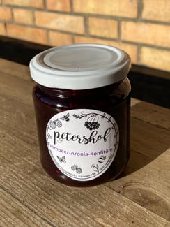 Himbeer-Aroniabeeren Konfitüre petershof Kärselen bei Thun