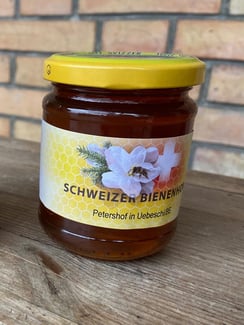 Schweizer Bienenhonig vom petershof bei Thun