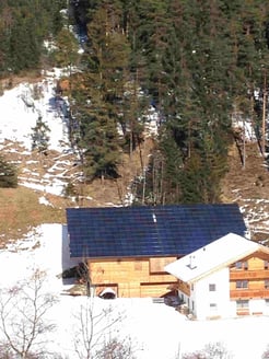 Investition wie in das eigene Objekt / Haus sind sicher und nicht Börsen abhängig mit Ertragsschwankungen Risiko Begrenzung und Rendite müssen in Relation stehen, meiner Persönlichen Meinung nach!