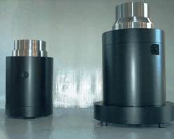 cilindri oleodinamici speciali, cilindro oleodinamico,impieghi industriali,varese, italia, kompaut, a disegno, cilindro primario,secondario, per pressa ad imbutire, kompaut, milano, 