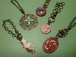 バックチャーム