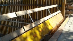 Gegengeländerpfosten