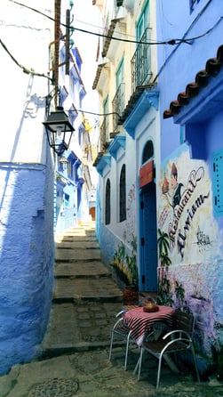 こんなカワイイ路地裏がいくつもあります!