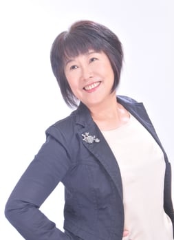 講師の紹介　横内章代