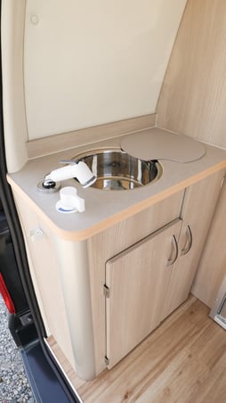 BRILLANTE-リヤシンク