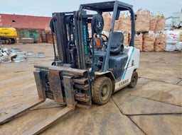 フォークリフト