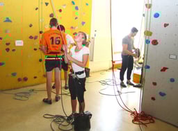 Klettern ist Bestandteil des Studiengangs Sport- und Eventmanagement