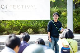 最大2000頭規模でのオフ会でのセミナーの様子