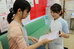 1．問診票にご記入いただきます。