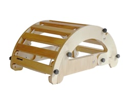 Verstell,- und zerlegbare Rückbeugebank in Naturweiß von yogawood. Rückbeuger zum Strecken und Erhöhen der Flexibilität der Brustwirbelsäule, zum Öffnen der Brust und des Herzraumes