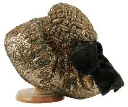 Goldhaube, sog. Großböndelhaube, ca. 1810. (Inv. Nr. F 05086. Land Oberösterreich. Sammlung Volkskunde und Alltagskultur)