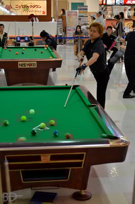 トッププロ達って特設会場のコンディションにもすぐ合わせられてすごいなぁと改めてプロの偉大さを思い知りました。写真はほぼフルブレイクを放つ青木亮二プロ。このアクションは目立つ！