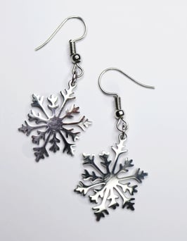 Ohrringe Schneeflocke hängend