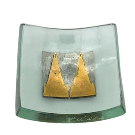 Quadratischer Glasteller, Domspitzen auf Platingrund