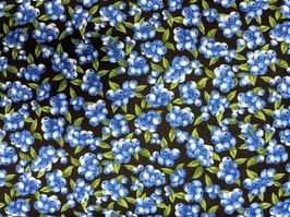 Blaubeeren auf Schwarz, Timeless Treasures 08219150613