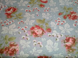 Victoria, Rote Rosen auf blauem Grund, Moda, 03155950818