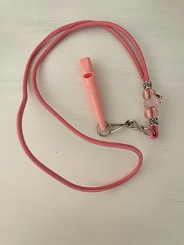 Pfeifenband Glattleder rose mit Glücksschwein Bead Pfeife rose 211.5 UNIKAT