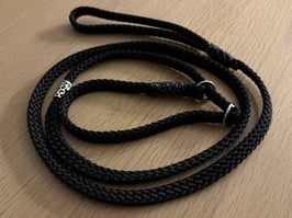 Retriverleine schwarz mit feiner Silber/schwarz Takelung