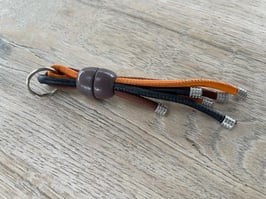 Schlüsselanhänger echtes Leder orange braun Seidenband braun