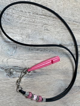 Glattleder schwarz mit rosa und Flamingo Beads Pfeife rosa 211.5 UNIKAT