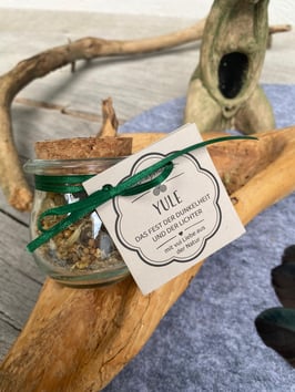 Yule -  Das Fest der Dunkelheit und der Lichter