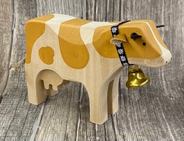 Trauffer 1016 Kuh 2 stehend Simmentaler