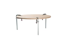 // Clamp Table Medium