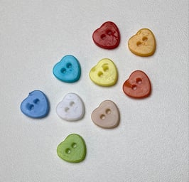 Knöpfe   Kunststoff Herzform