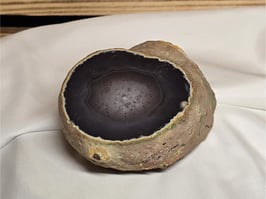 Enhydro Achat-Quarz Geode 450g #0139