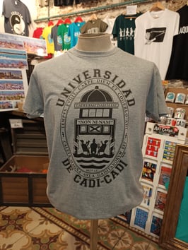 Camiseta "Universidad de Cadi-Cadi" Hgris