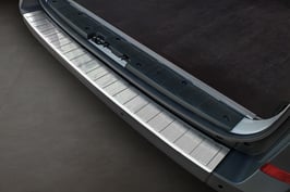 Edelstahl Ladekantenschutz für VW CRAFTER ab 03/2017