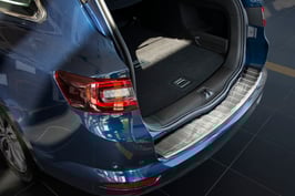 Edelstahl Ladekantenschutz für Renault Talisman Kombi ab 2015