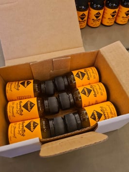 Meerrettichshot innerlich unterstützend bei Katarrhen der Luftwege, innerlich unterstützend bei Infektionen der ableitenden Harnwege