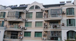 枫泾桥英花苑顶楼带阁楼精装2室80万起